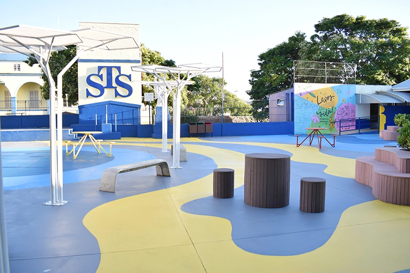 Estrutura física ampla, segura e diversificada