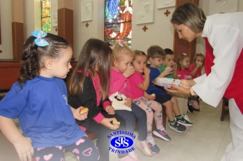 Alunos da Educação Infantil refletem sobre o significado da Páscoa