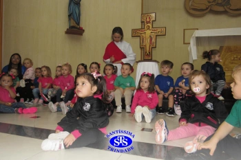 Alunos da Educação Infantil refletem sobre o significado da Páscoa