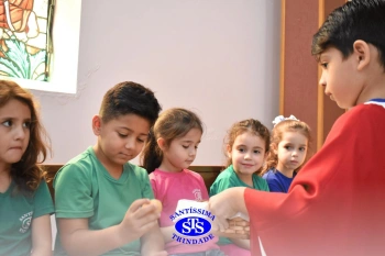 Alunos da Educação Infantil refletem sobre o significado da Páscoa
