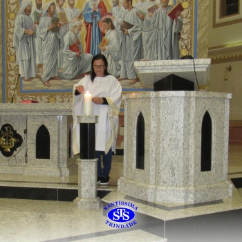 Missa com a Família Franciscana do Santíssima