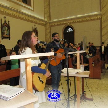 Missa com a Família Franciscana do Santíssima