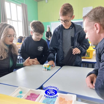 Dia da Família | Robótica Educacional