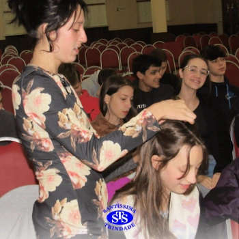 9º ano | O palco foi todo deles! 
