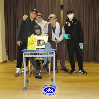 9º ano | O palco foi todo deles! 