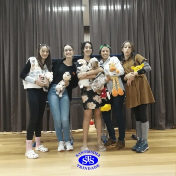 9º ano | O palco foi todo deles! 