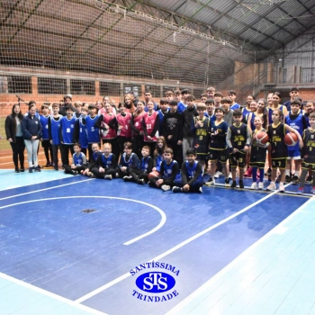 Santíssima e Sant’Anna participam de jogos amistosos de basquete