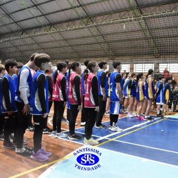Santíssima e Sant’Anna participam de jogos amistosos de basquete