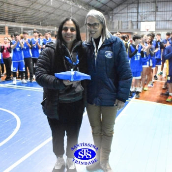 Santíssima e Sant’Anna participam de jogos amistosos de basquete