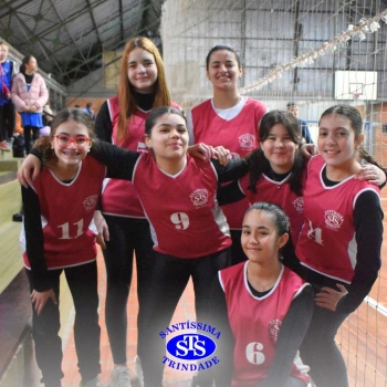 Santíssima e Sant’Anna participam de jogos amistosos de basquete