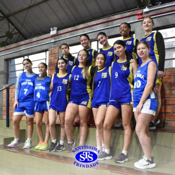 Santíssima e Sant’Anna participam de jogos amistosos de basquete