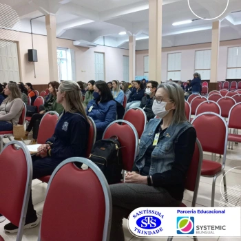 Reuniões com diversas equipes sobre a educação bilíngue 