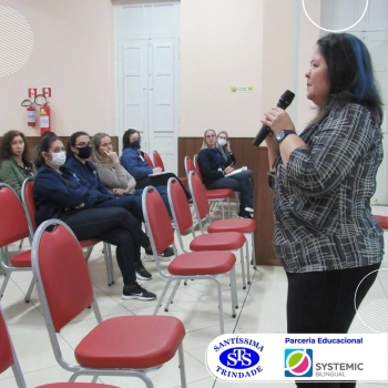 Reuniões com diversas equipes sobre a educação bilíngue 