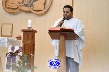 Profissionais participam de Celebração Eucarística em preparação à Páscoa