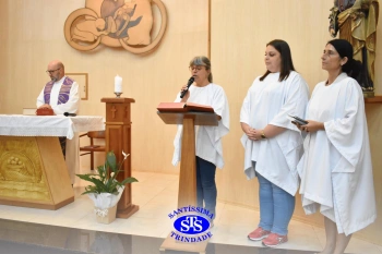 Profissionais participam de Celebração Eucarística em preparação à Páscoa