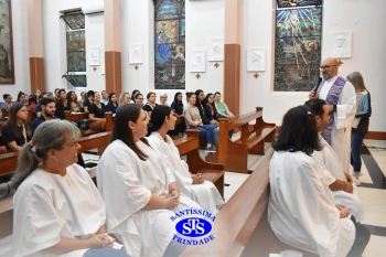 Profissionais participam de Celebração Eucarística em preparação à Páscoa