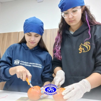 Alunos preparam pratos da culinária hispânica | 3ª EM