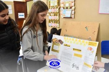 Apresentação de lapbooks sobre a cultura dos países formadares do Brasil | 6º ano