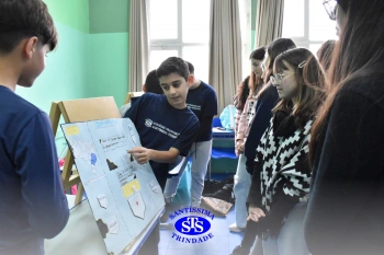 Apresentação de lapbooks sobre a cultura dos países formadares do Brasil | 6º ano