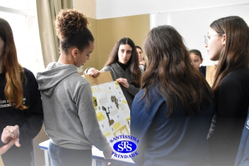 Apresentação de lapbooks sobre a cultura dos países formadares do Brasil | 6º ano