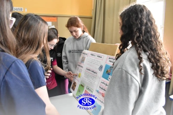 Apresentação de lapbooks sobre a cultura dos países formadares do Brasil | 6º ano