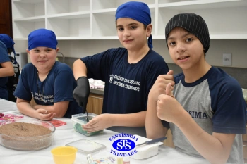 5º ano: doce estudo sobre as células em aula no Espaço Gourmet
