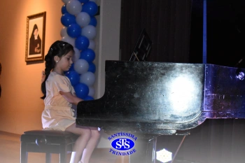 Recital Classes de Piano é marcado por lindas apresentações dos alunos