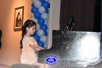 Recital Classes de Piano é marcado por lindas apresentações dos alunos
