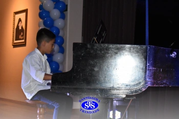 Recital Classes de Piano é marcado por lindas apresentações dos alunos