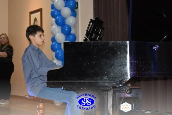 Recital Classes de Piano é marcado por lindas apresentações dos alunos