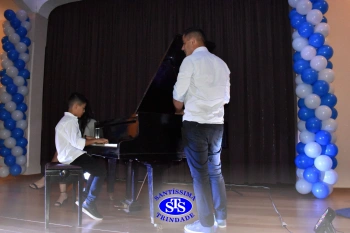 Recital Classes de Piano é marcado por lindas apresentações dos alunos