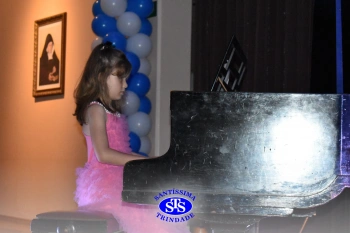 Recital Classes de Piano é marcado por lindas apresentações dos alunos