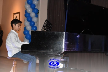 Recital Classes de Piano é marcado por lindas apresentações dos alunos