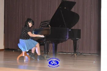 Recital Classes de Piano é marcado por lindas apresentações dos alunos