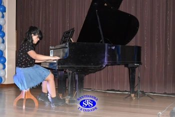Recital Classes de Piano é marcado por lindas apresentações dos alunos