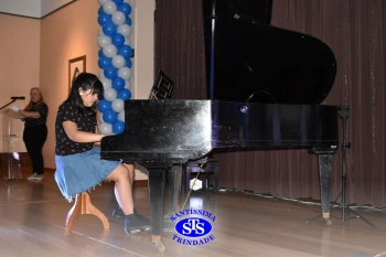 Recital Classes de Piano é marcado por lindas apresentações dos alunos