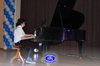 Recital Classes de Piano é marcado por lindas apresentações dos alunos