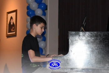 Recital Classes de Piano é marcado por lindas apresentações dos alunos