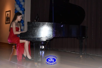 Recital Classes de Piano é marcado por lindas apresentações dos alunos