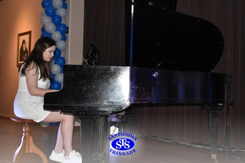 Recital Classes de Piano é marcado por lindas apresentações dos alunos