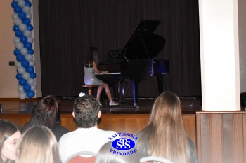 Recital Classes de Piano é marcado por lindas apresentações dos alunos
