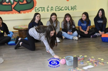 Alunos celebram a ancestralidade durante círculo de construção da paz 