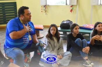 Alunos celebram a ancestralidade durante círculo de construção da paz 