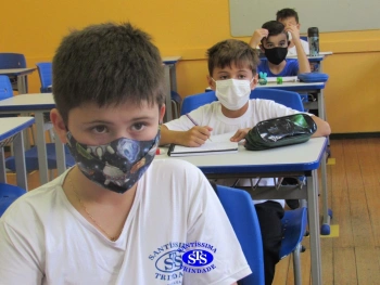 Volta às aulas presenciais: 3º, 6º e 7º anos