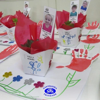 Infantil 3 | Crianças encantam as mães durante a homenagem