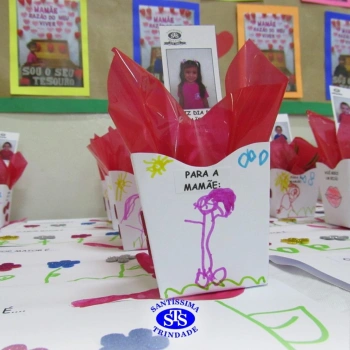 Infantil 3 | Crianças encantam as mães durante a homenagem