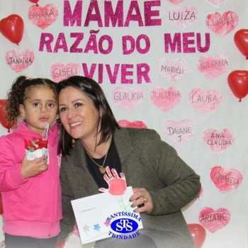 Infantil 3 | Crianças encantam as mães durante a homenagem