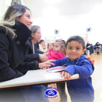 Infantil 3 | Crianças encantam as mães durante a homenagem