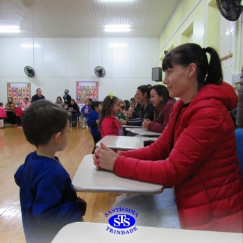 Infantil 3 | Crianças encantam as mães durante a homenagem