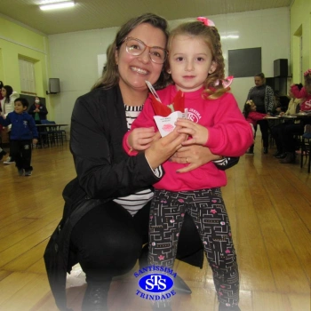 Infantil 3 | Crianças encantam as mães durante a homenagem
